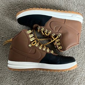 Nike Air Force 1 Duckboots